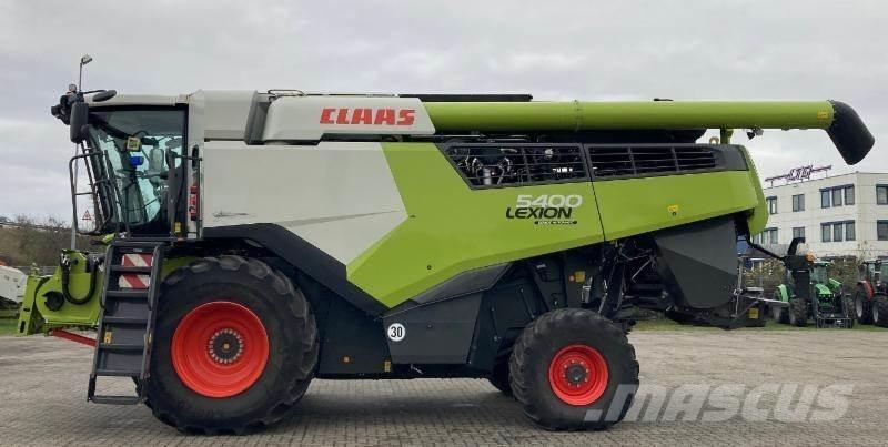 CLAAS LEXION 5400 Зернозбиральні комбайни