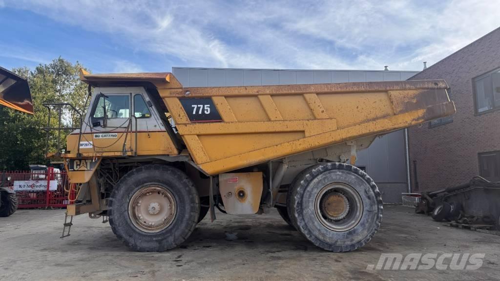CAT 775 D Кар`єрні самоскиди