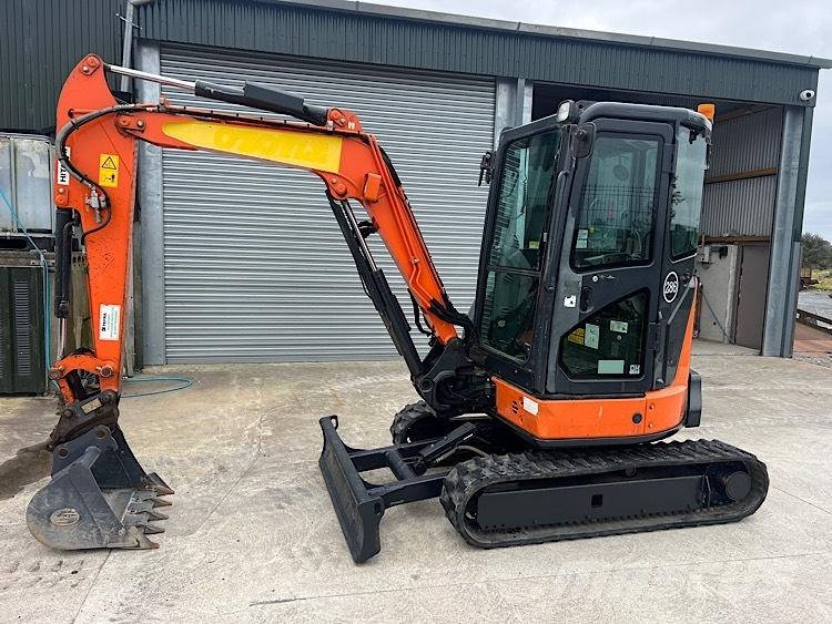 Hitachi ZX33U-5CLR Міні-екскаватори < 7т