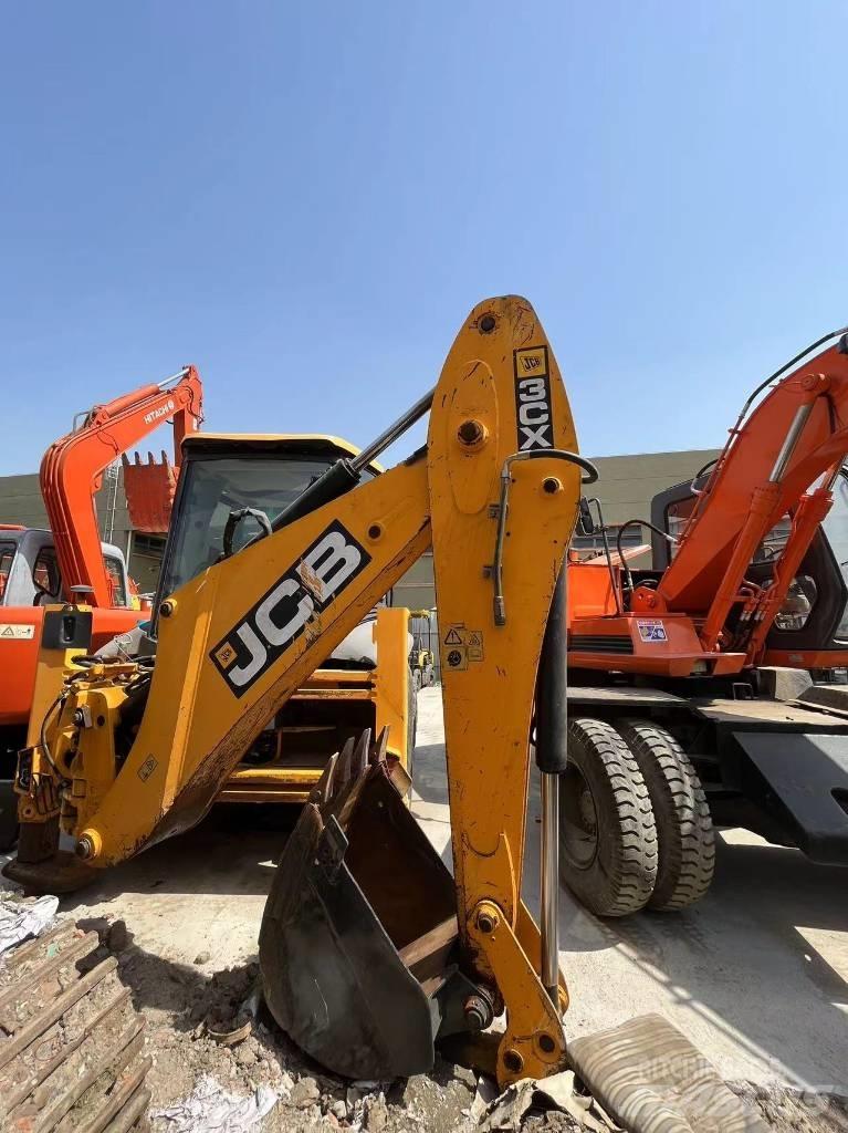 JCB 3 CX Екскаватори-навантажувачі