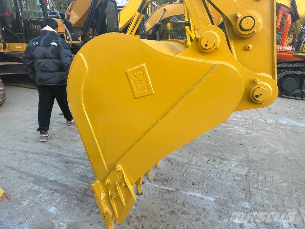 CAT 320 GC Гусеничні екскаватори