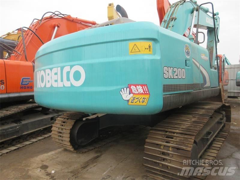 Kobelco SK200-8 Гусеничні екскаватори