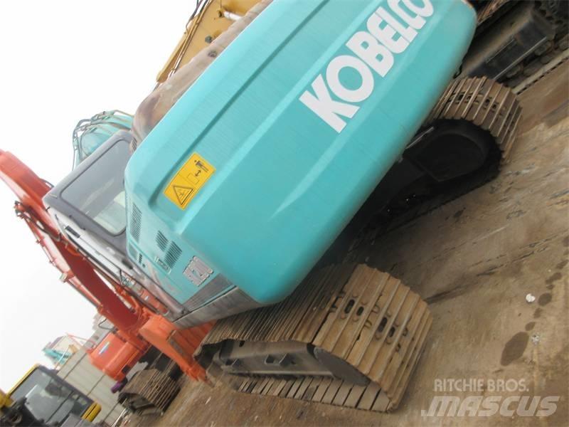 Kobelco SK200-8 Гусеничні екскаватори