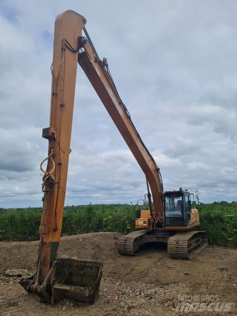 CASE CX 210 LR Гусеничні екскаватори