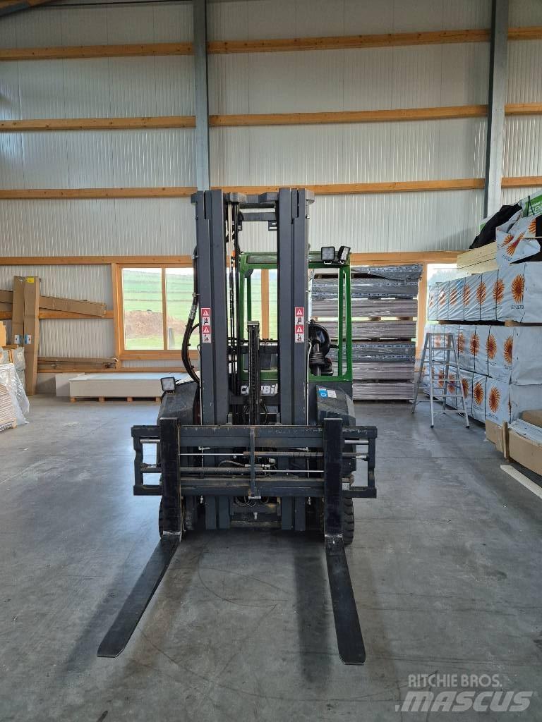 Combilift CBE 2500 Електронавантажувачі