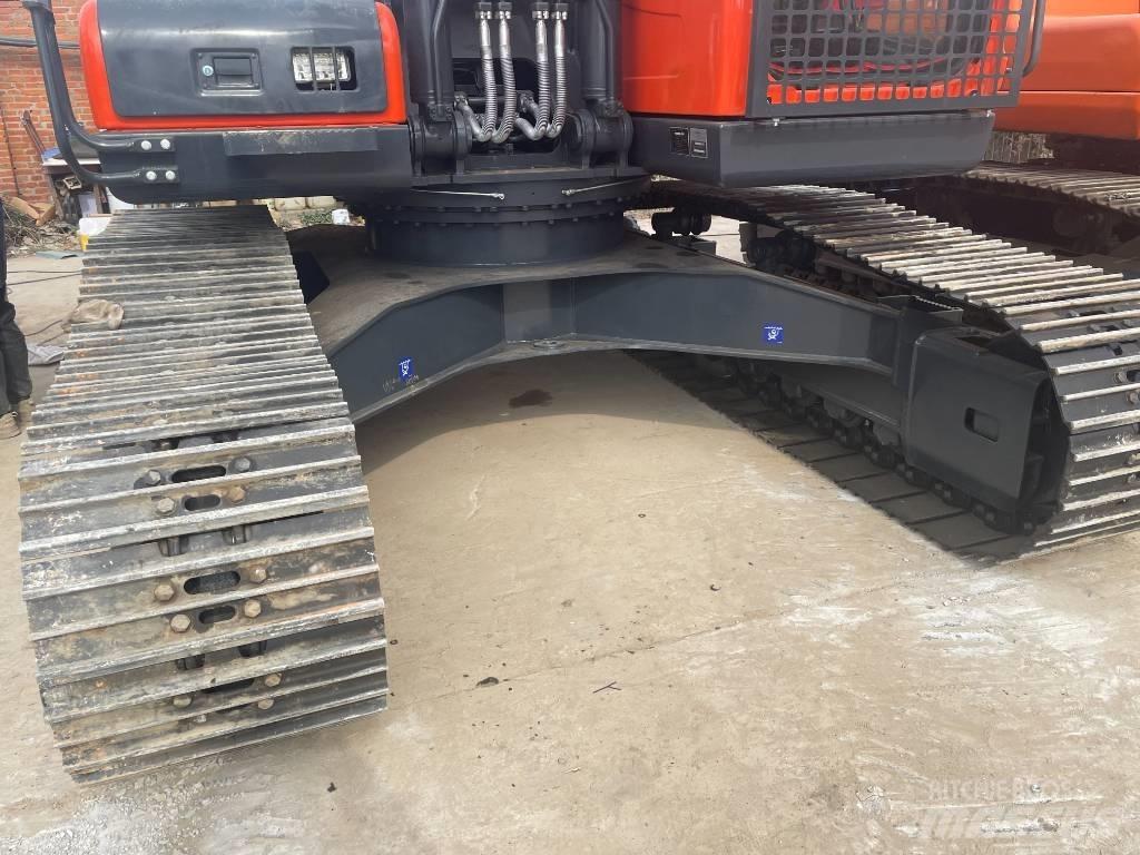Doosan DX225lc-9 Гусеничні екскаватори