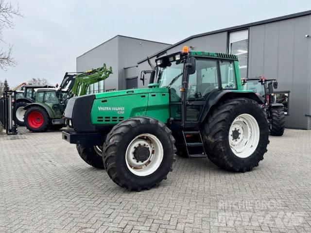 Valtra 8350 Hitech Трактори