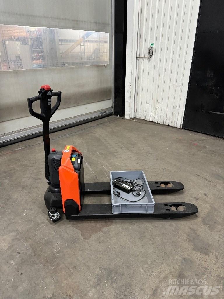 Toyota LHE130 Штабелери