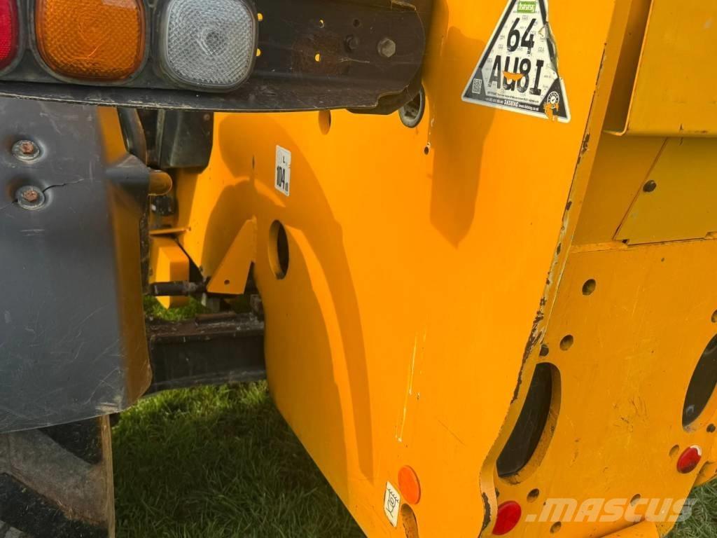 JCB 535-95 Телескопічні навантажувачі