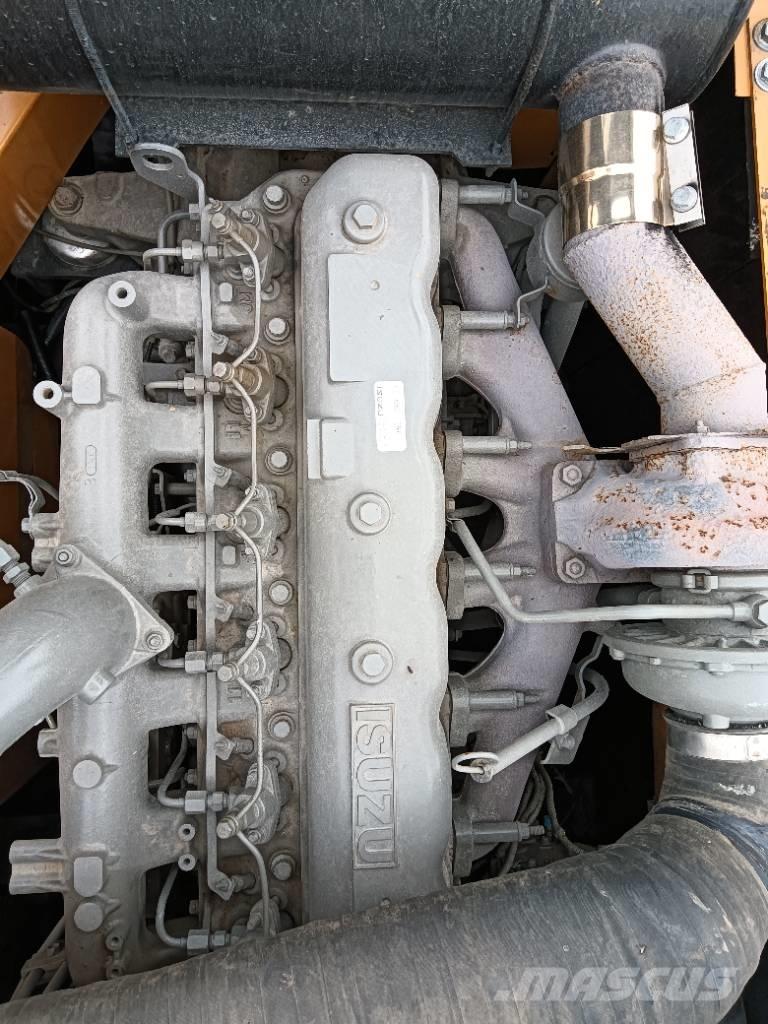 Sany SY 235 C Гусеничні екскаватори