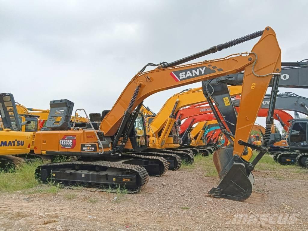 Sany SY 235 C Гусеничні екскаватори