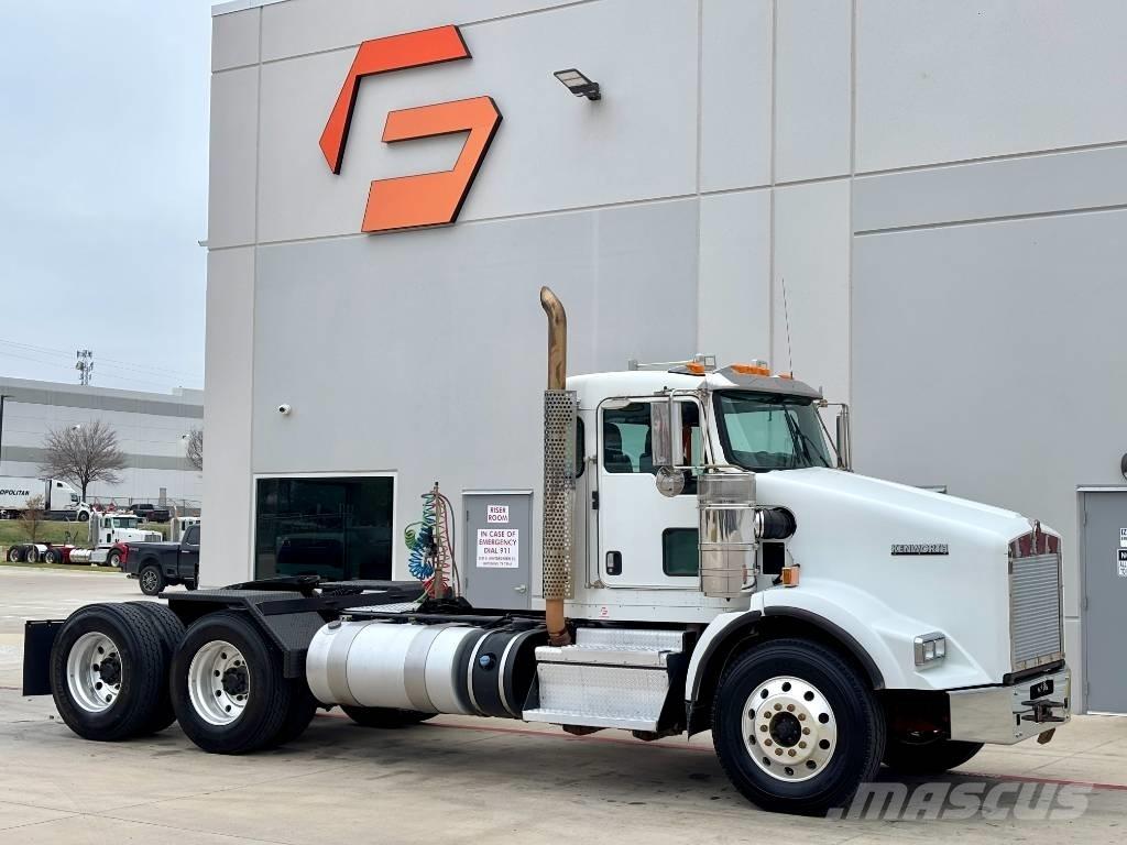 Kenworth T800 Тягачі