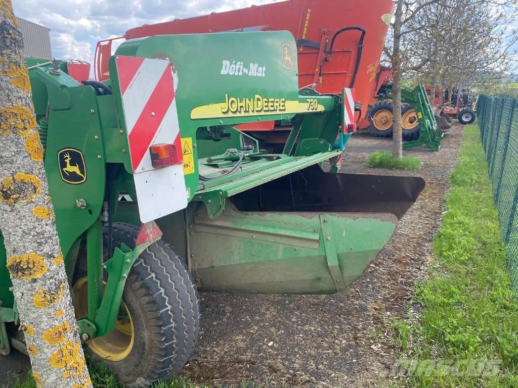 John Deere 730 Навісні та причіпні косарки