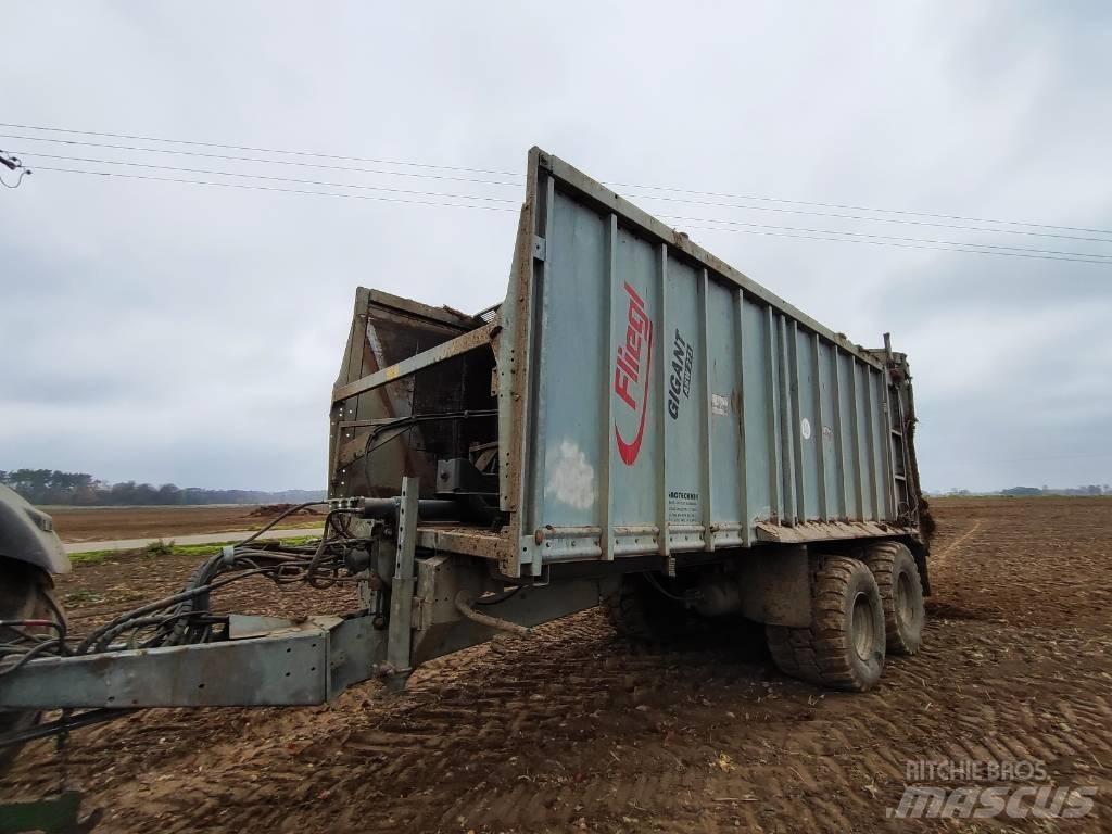 Fliegl ASW271 GIGANT Розсіювачі гною