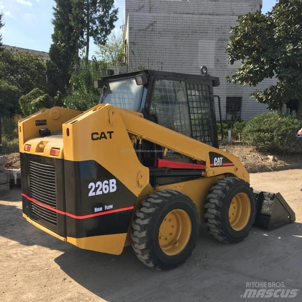 Cata-Dyne 226B Міні-навантажувачі