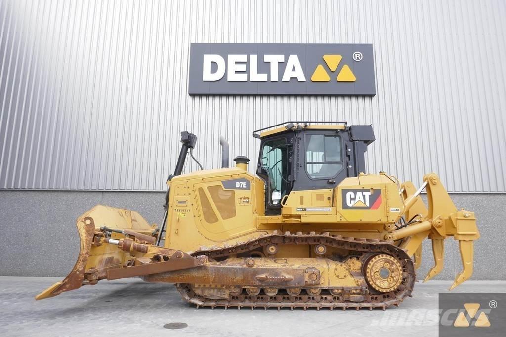 CAT D7E Гусеничні бульдозери