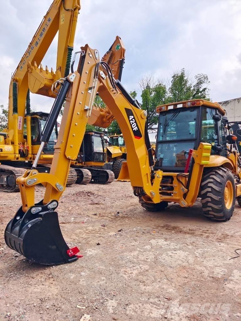 CAT 430 F Екскаватори-навантажувачі