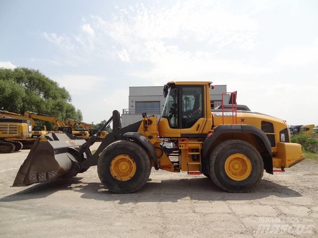 Volvo L 120 H Фронтальні навантажувачі