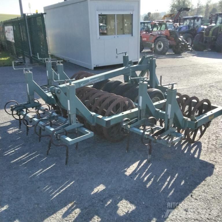Cochet DP3 700/30 Інші землеоброблювальні машини і додаткове обладнання