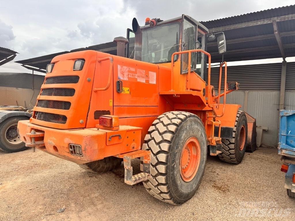 Hitachi W 170 Фронтальні навантажувачі