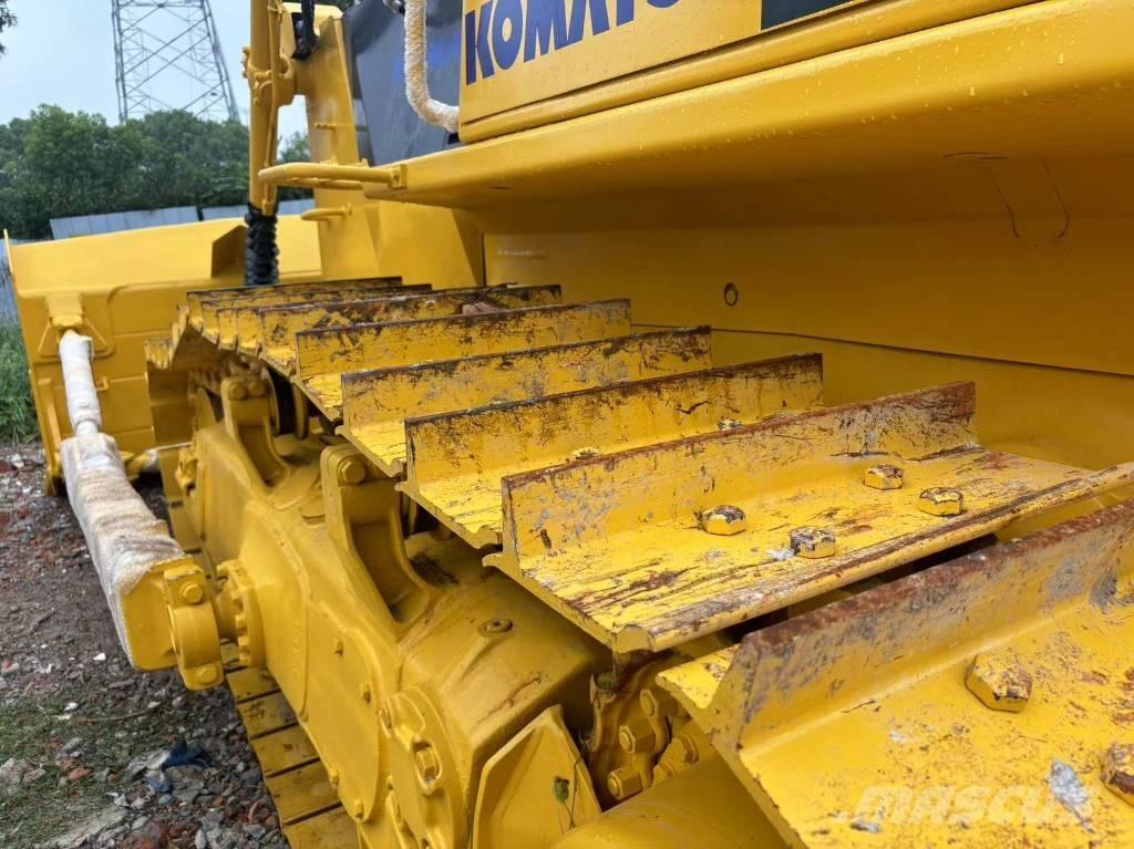 Komatsu D 85 E-12 Гусеничні бульдозери