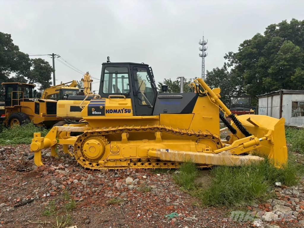 Komatsu D 85 E-12 Гусеничні бульдозери
