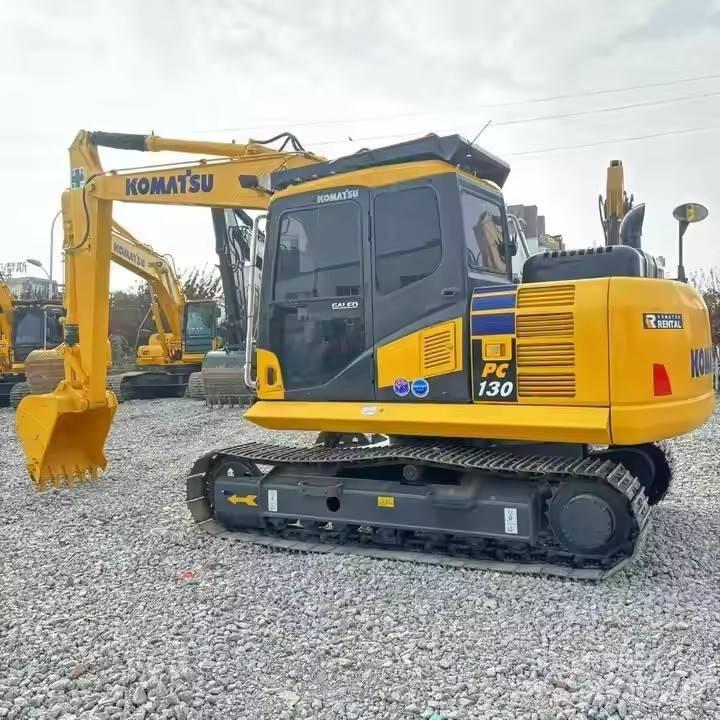 Komatsu PC130 Гусеничні екскаватори
