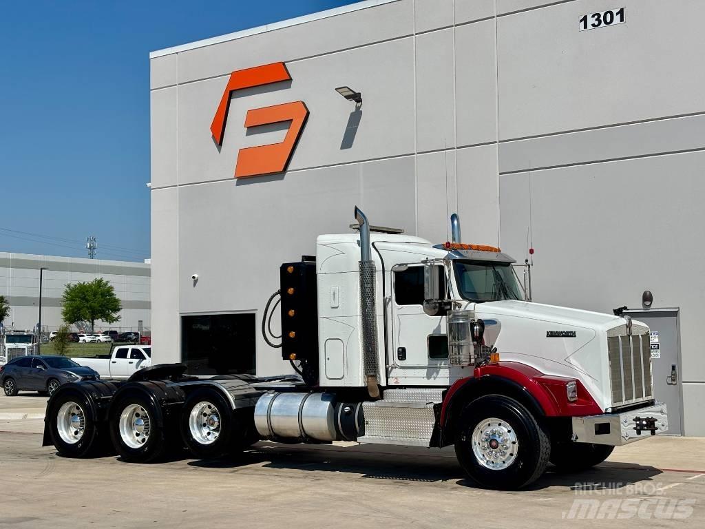 Kenworth T 800 Тягачі