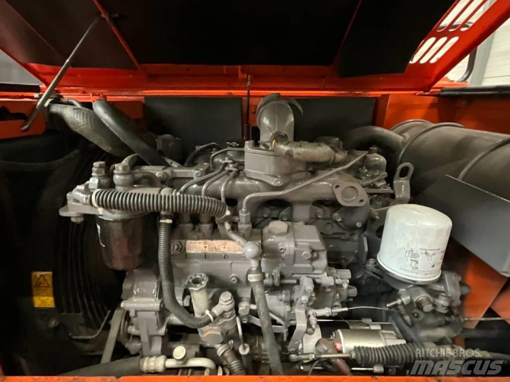 Hitachi ZX 70 Середні екскаватори 7т. - 12т.