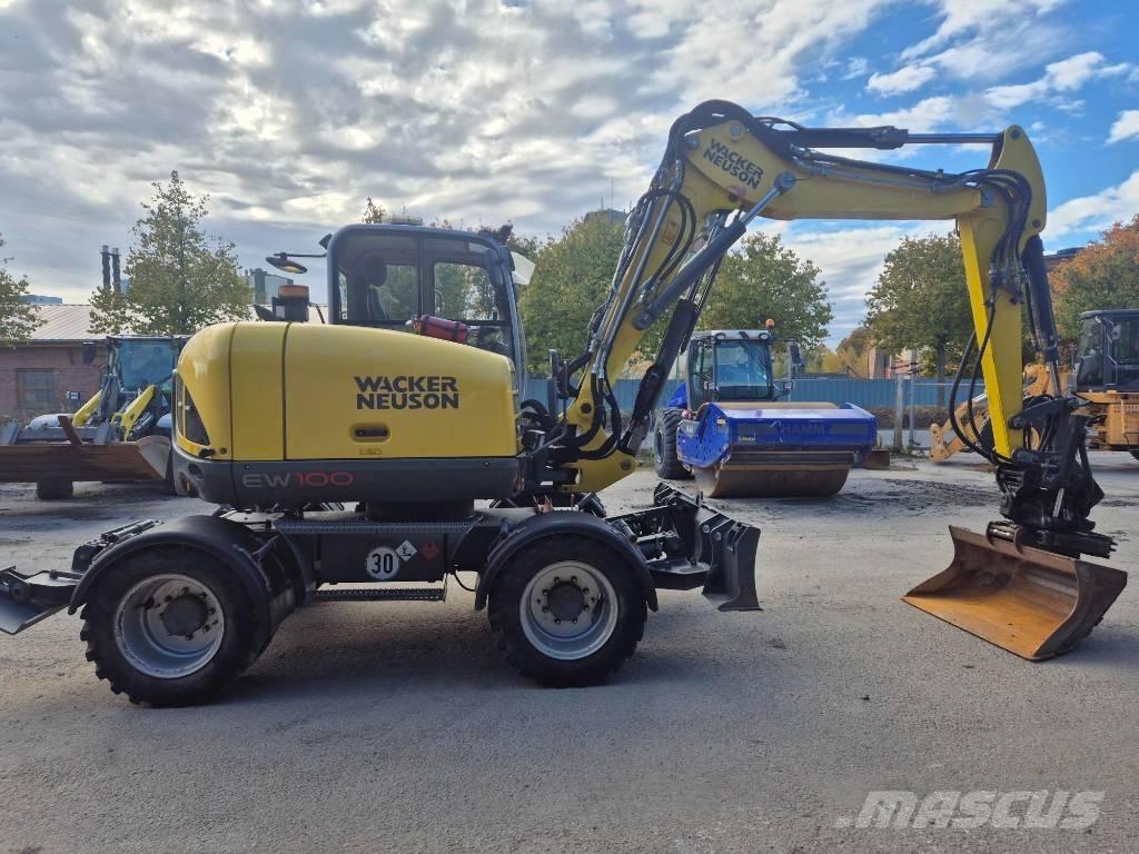 Wacker Neuson EW100 Колісні екскаватори