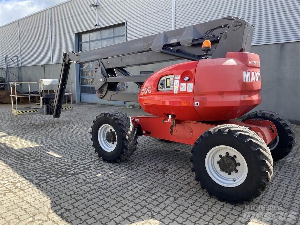 Manitou 200ATJ RC Колінчаті підйомники