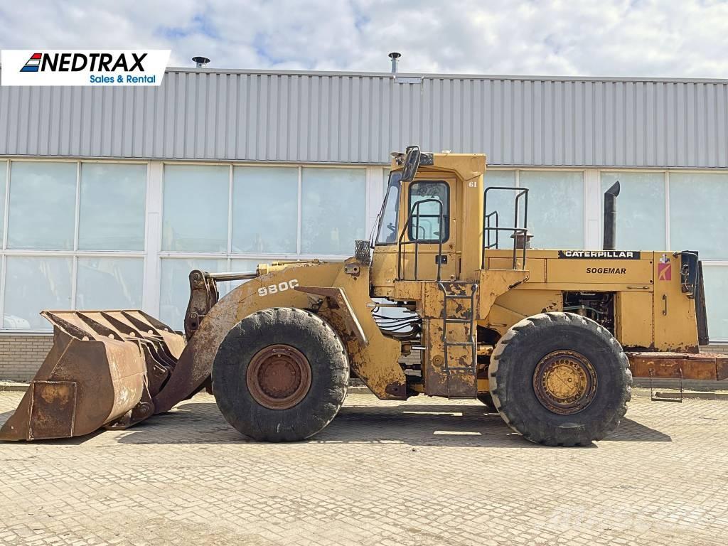CAT 980C Фронтальні навантажувачі