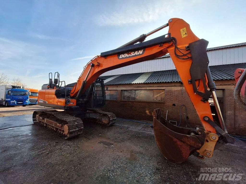 Doosan DX235lc Гусеничні екскаватори