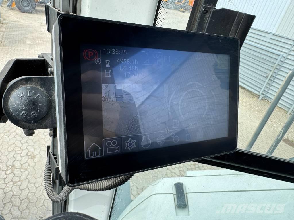 Liebherr L586 Фронтальні навантажувачі