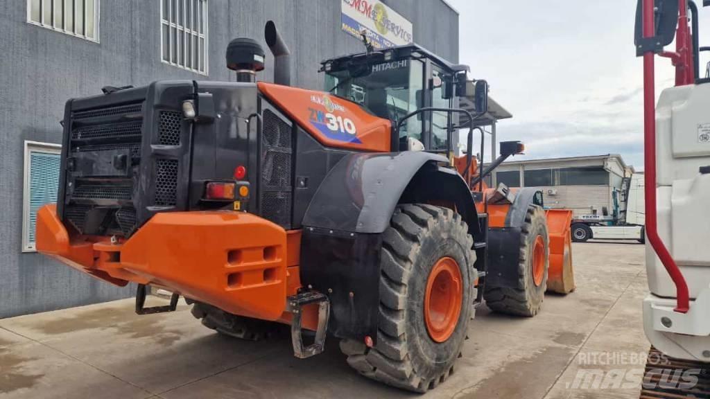 Hitachi ZW 310-6 Фронтальні навантажувачі