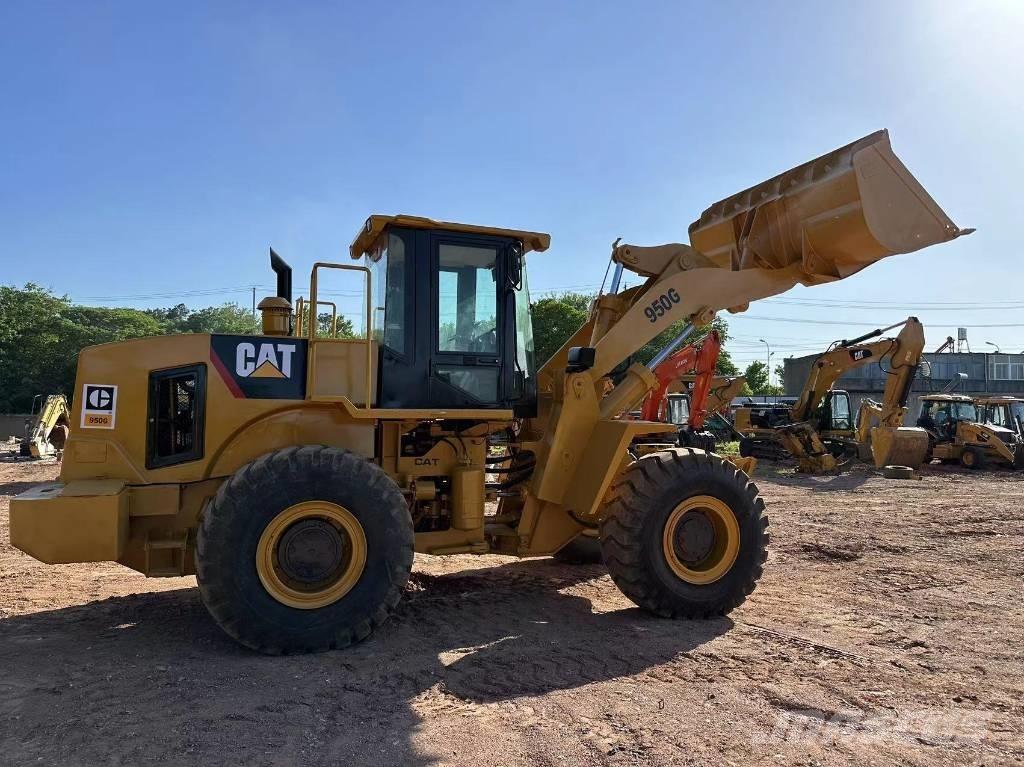 CAT 950G Фронтальні навантажувачі