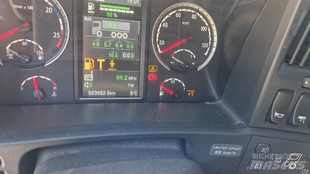 Scania R730 8x4*4 Лісовози