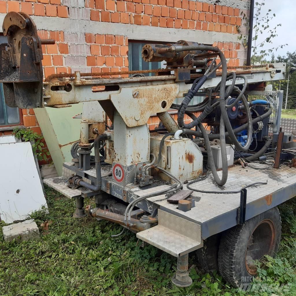  vrtalni stroj ab Мобільні бурові установки