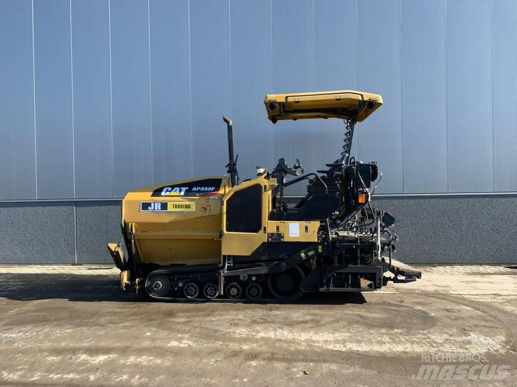 CAT AP355F Асфальтовкладачі