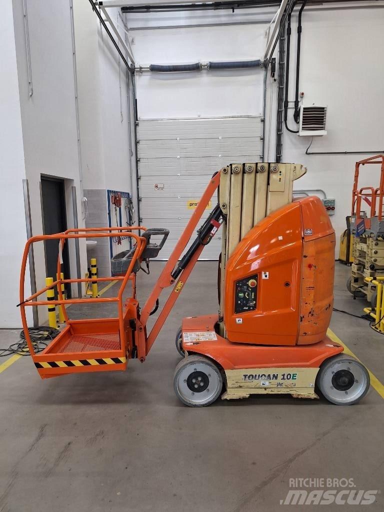 JLG Toucan 10 E Вертикальні щоглові підйомники