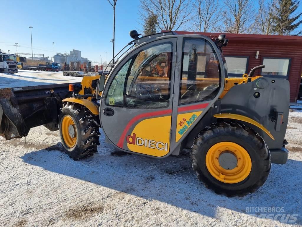 Dieci Mini Agri 25.6 Телескопічні фронтальні навантажувачі