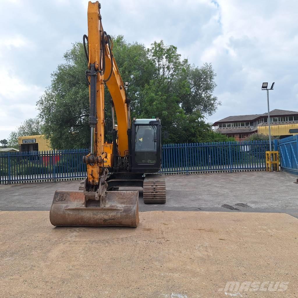 JCB JS 131 LC Гусеничні екскаватори