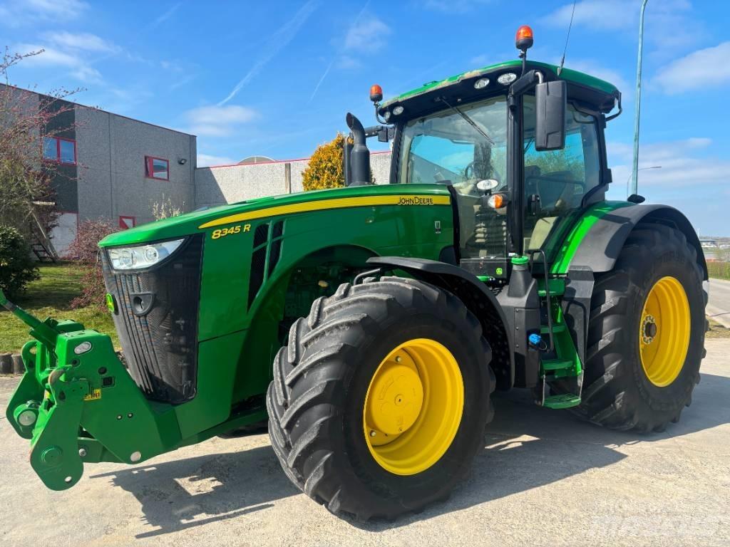 John Deere 8345 R Трактори