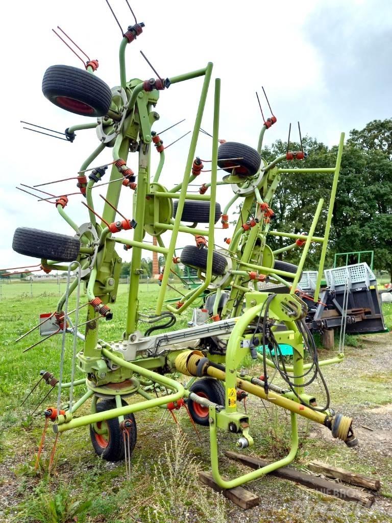 CLAAS Volto 870 Граблі і сінозворушувачі