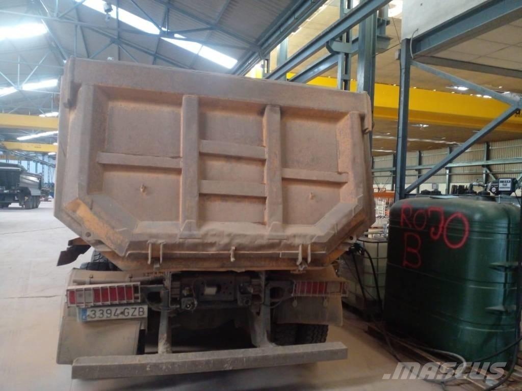 Renault Kerax 420 Самоскиди