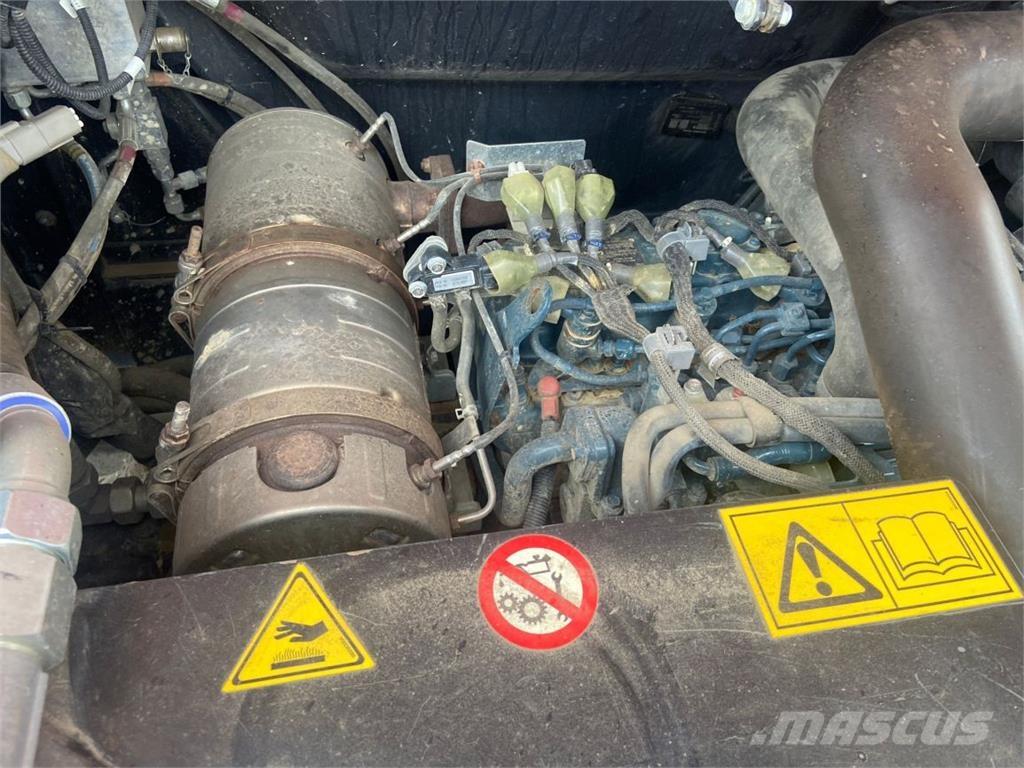 Kubota KC300 (7698) Гусеничні самоскиди