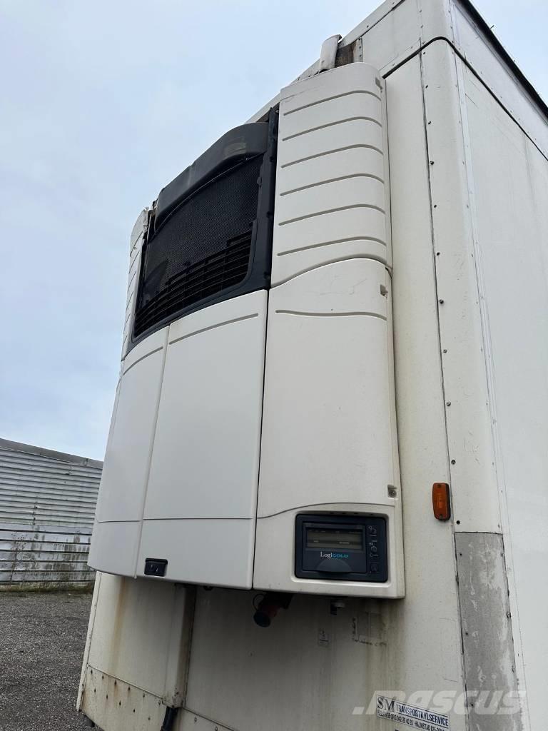 VAK V-4-40 Причепи-рефрижератори