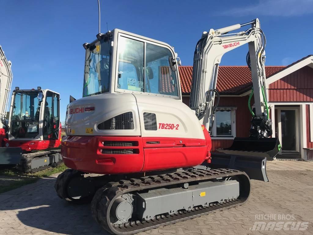 Takeuchi TB250-2 Міні-екскаватори < 7т