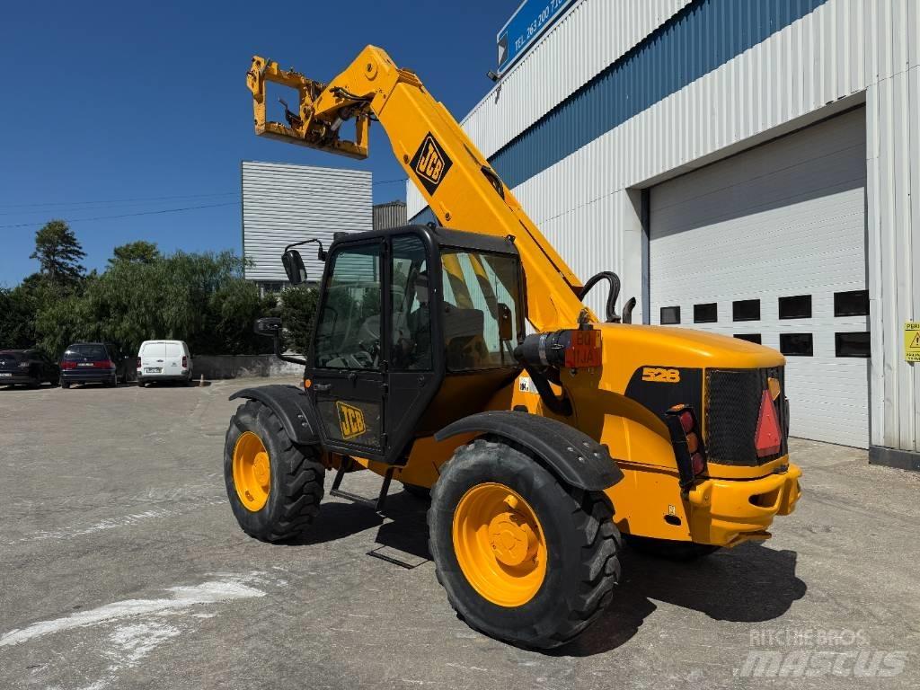 JCB 528-70 Телескопічні навантажувачі