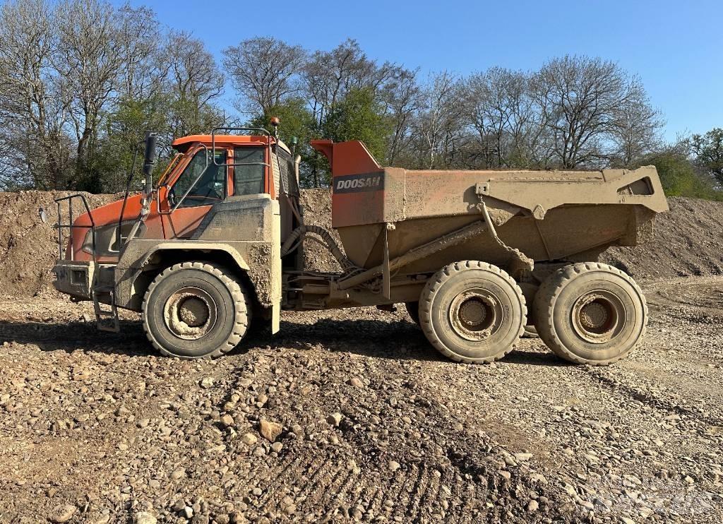 Doosan DA 30 Зчленовані самоскиди